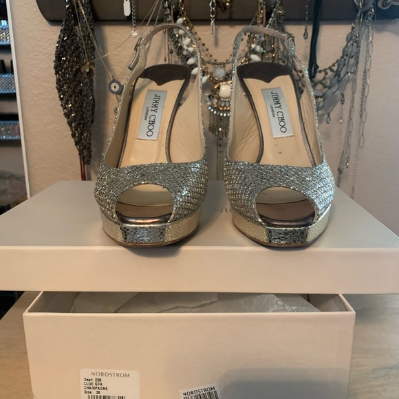 Jimmy Choo Clue Slingback Pump w/gorgeous detail - Picture 3 of 6